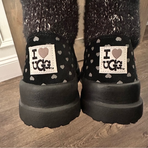 Ugg I Heart Ugg Slouchy Knit Boots - Picture 7 of 14